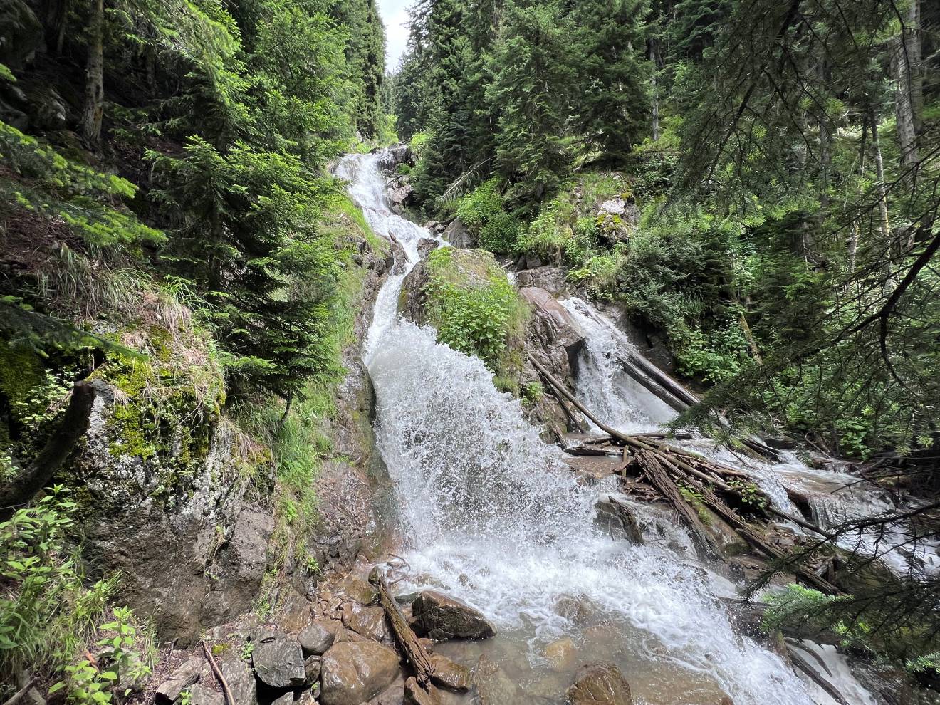 Водопад Чигордали